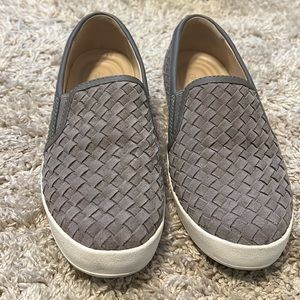 Women's Cole Haan slip on sneaker size 8. Like NEW in box!!